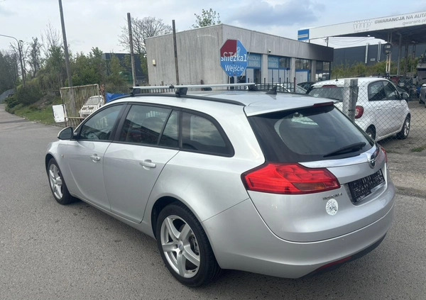 Opel Insignia cena 22999 przebieg: 240000, rok produkcji 2011 z Kowalewo Pomorskie małe 326